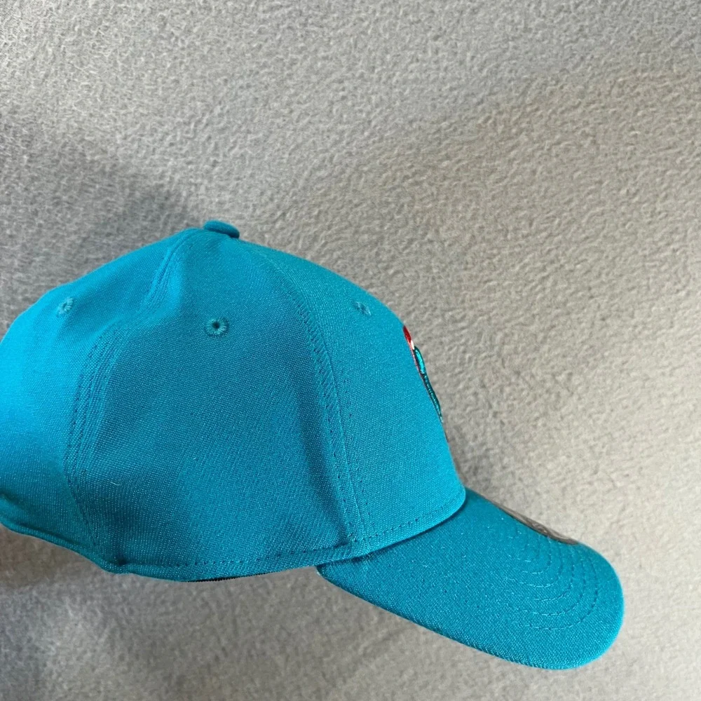 New Era 39THIRTY Chicago Cubs Kids Hat Turquoise Blue Cooperstown Collection S/M